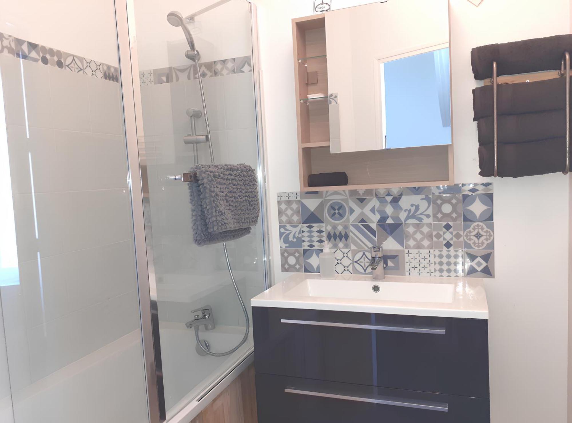 L'Artistique, 4 Lits, 2 Chambres, Stationnement Gratuit, Spacieux, Atypique Amiens Eksteriør billede