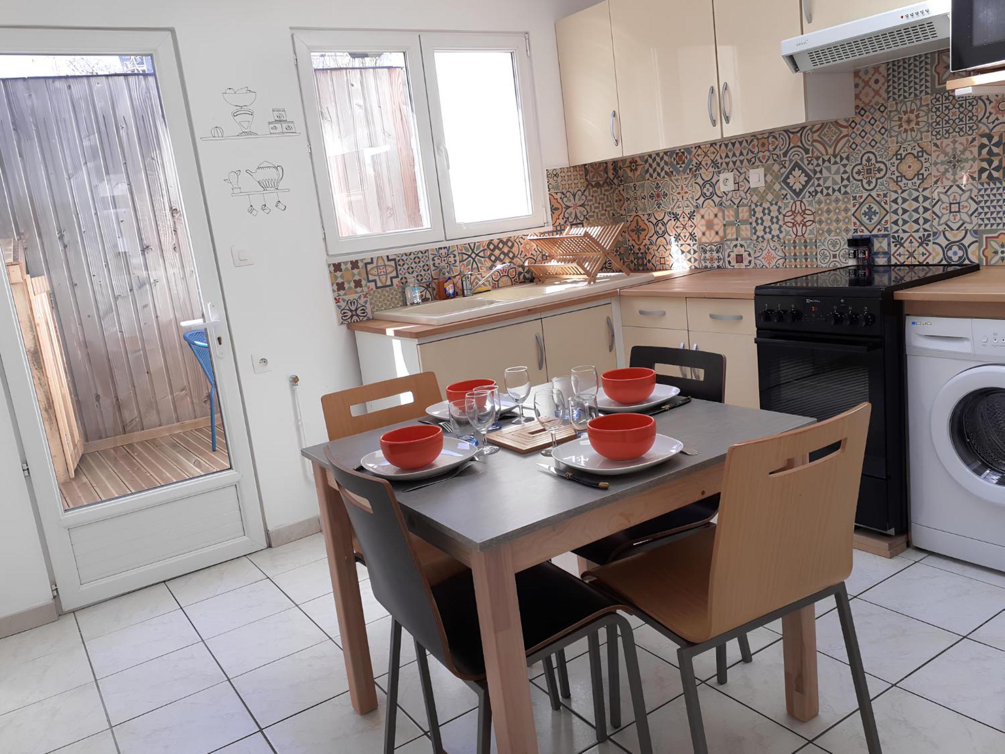 L'Artistique, 4 Lits, 2 Chambres, Stationnement Gratuit, Spacieux, Atypique Amiens Eksteriør billede